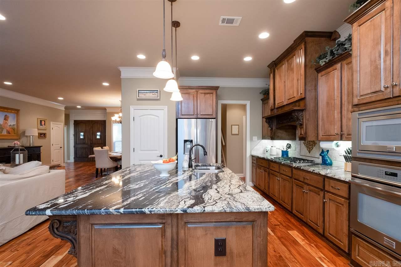 CHENAL VALLEY "TOURNAY CIRCLE" - Residential