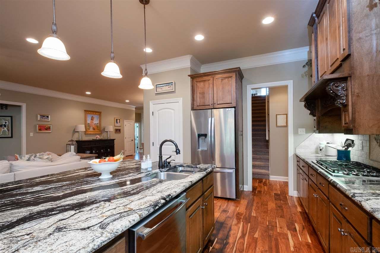 CHENAL VALLEY "TOURNAY CIRCLE" - Residential