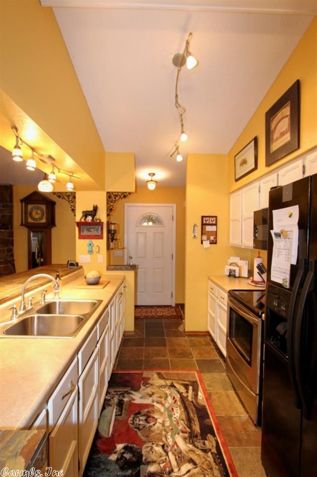 Castillo - Residential