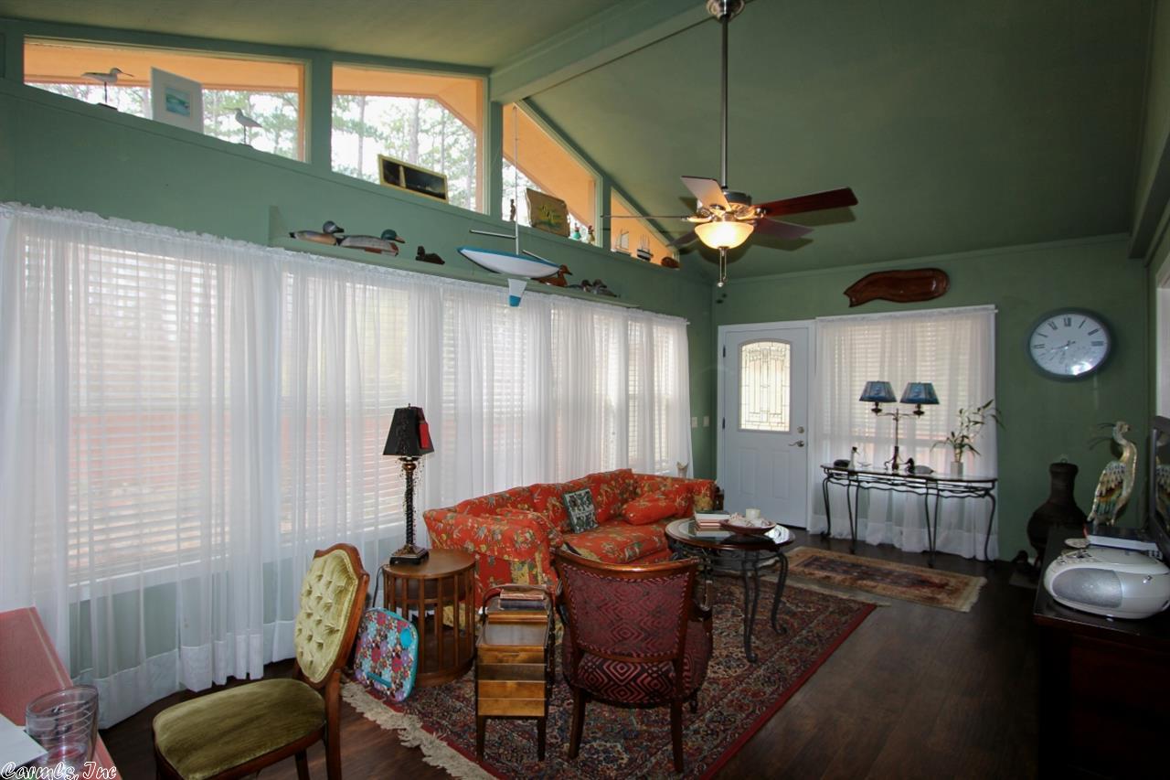 Castillo - Residential