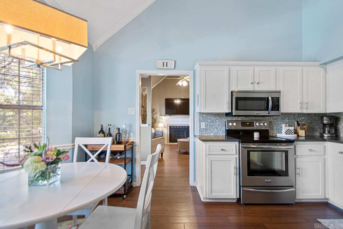 PARKWAY PLACE - Residential