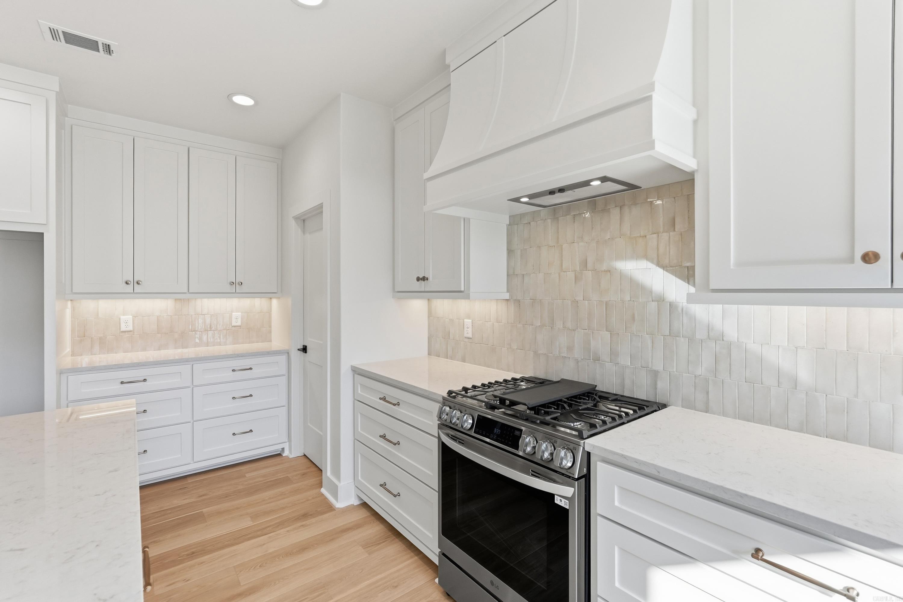 WATERVIEW ESTATES - Residential