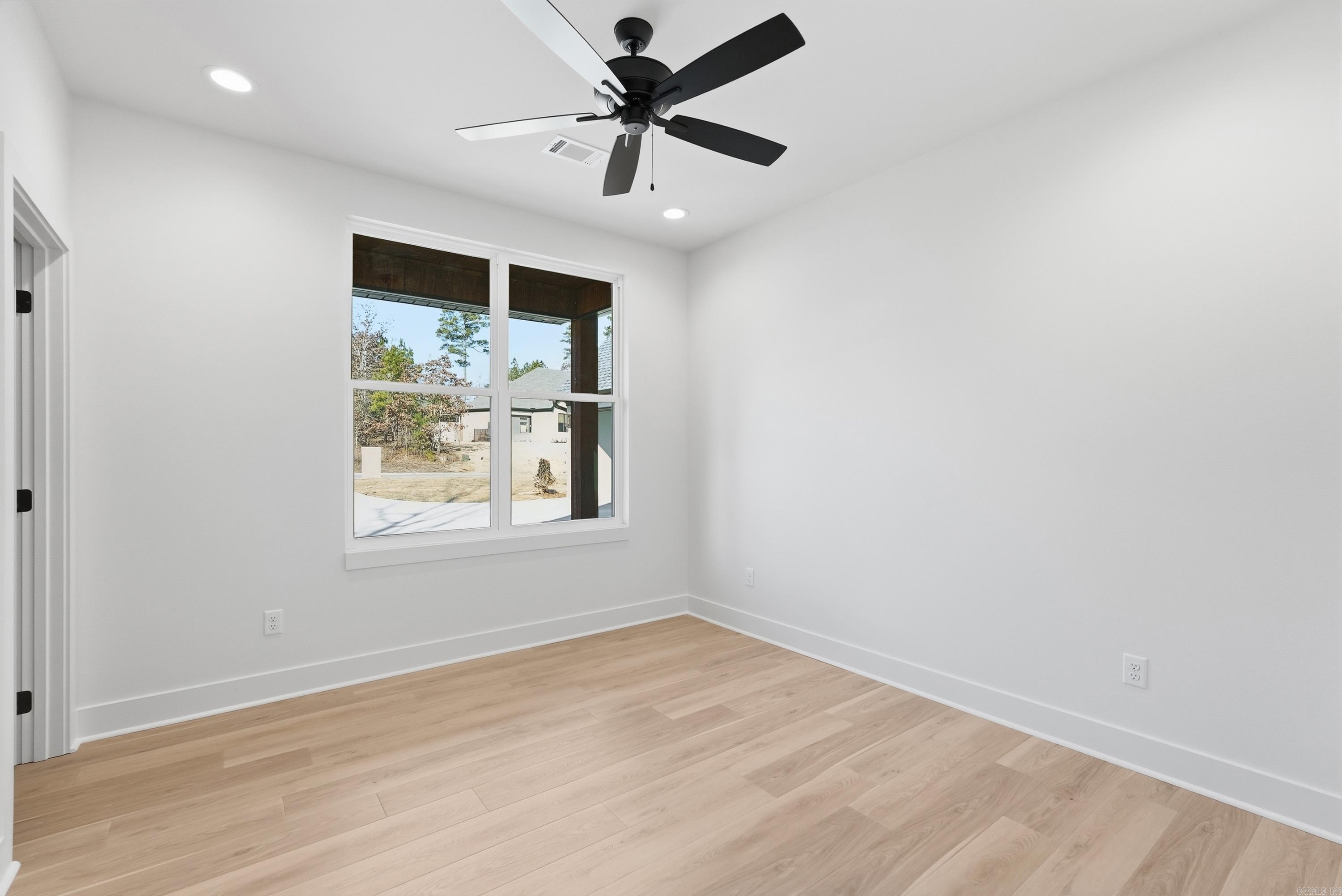 WATERVIEW ESTATES - Residential