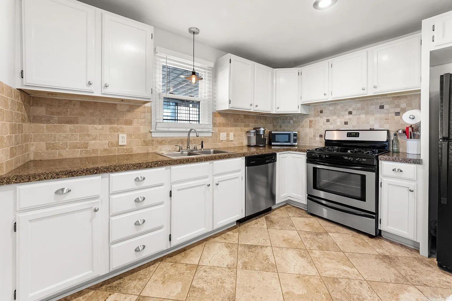 Hillcrest #1 - Residential Lease