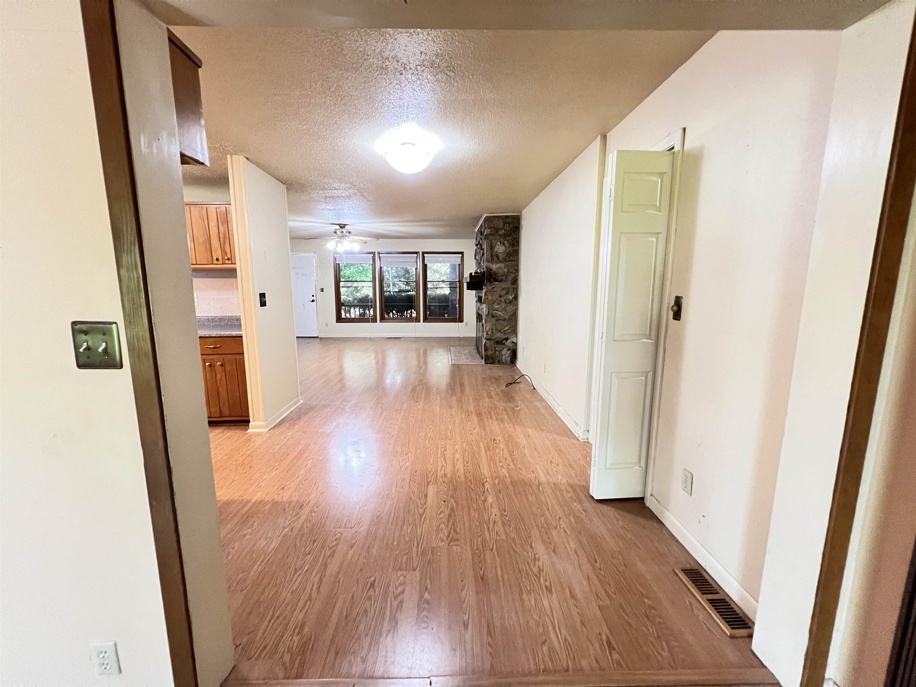 VEGAS FIRST - Residential