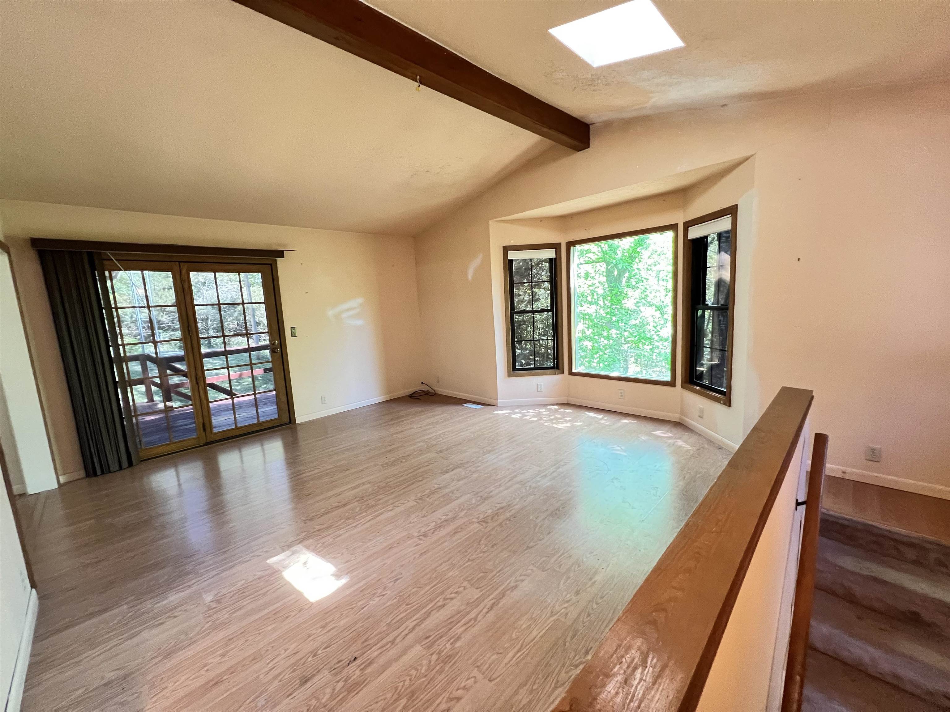 VEGAS FIRST - Residential