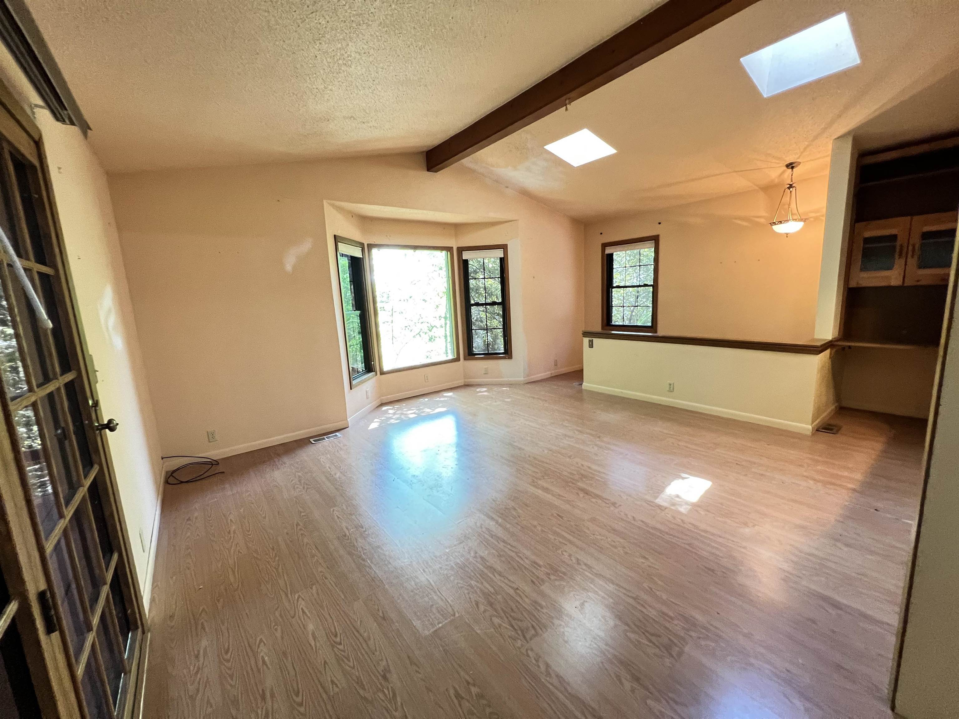 VEGAS FIRST - Residential