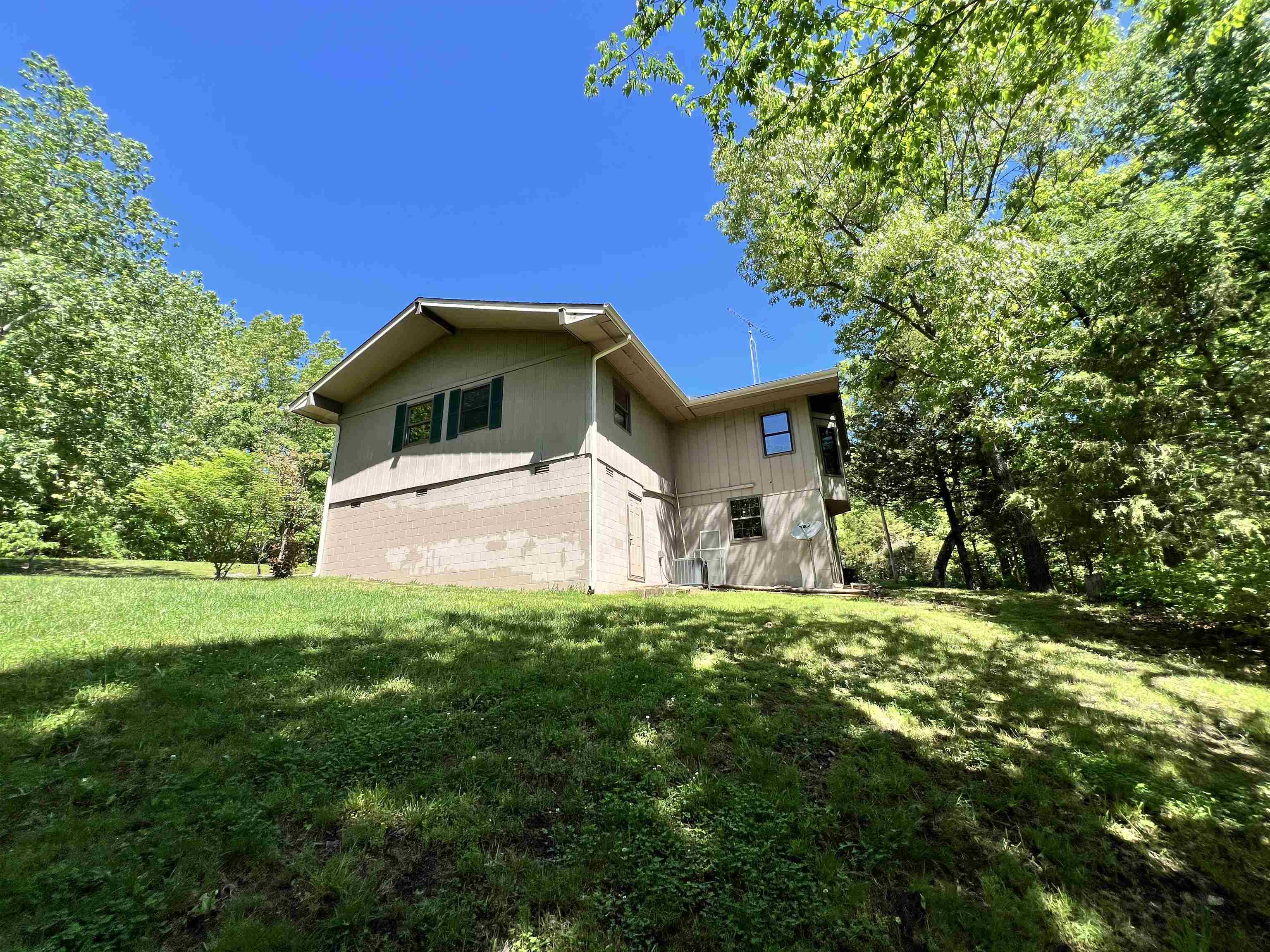 VEGAS FIRST - Residential