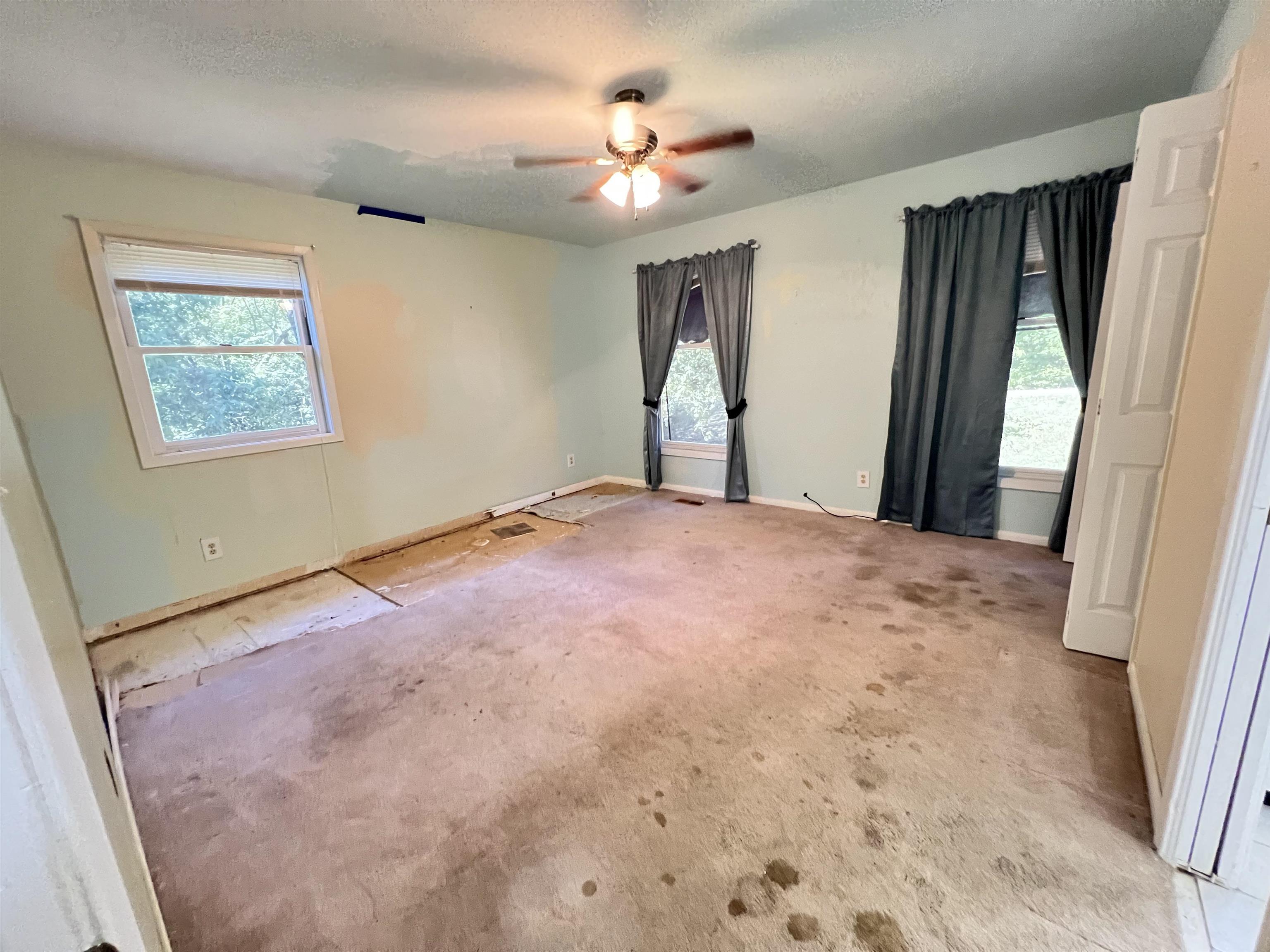 VEGAS FIRST - Residential