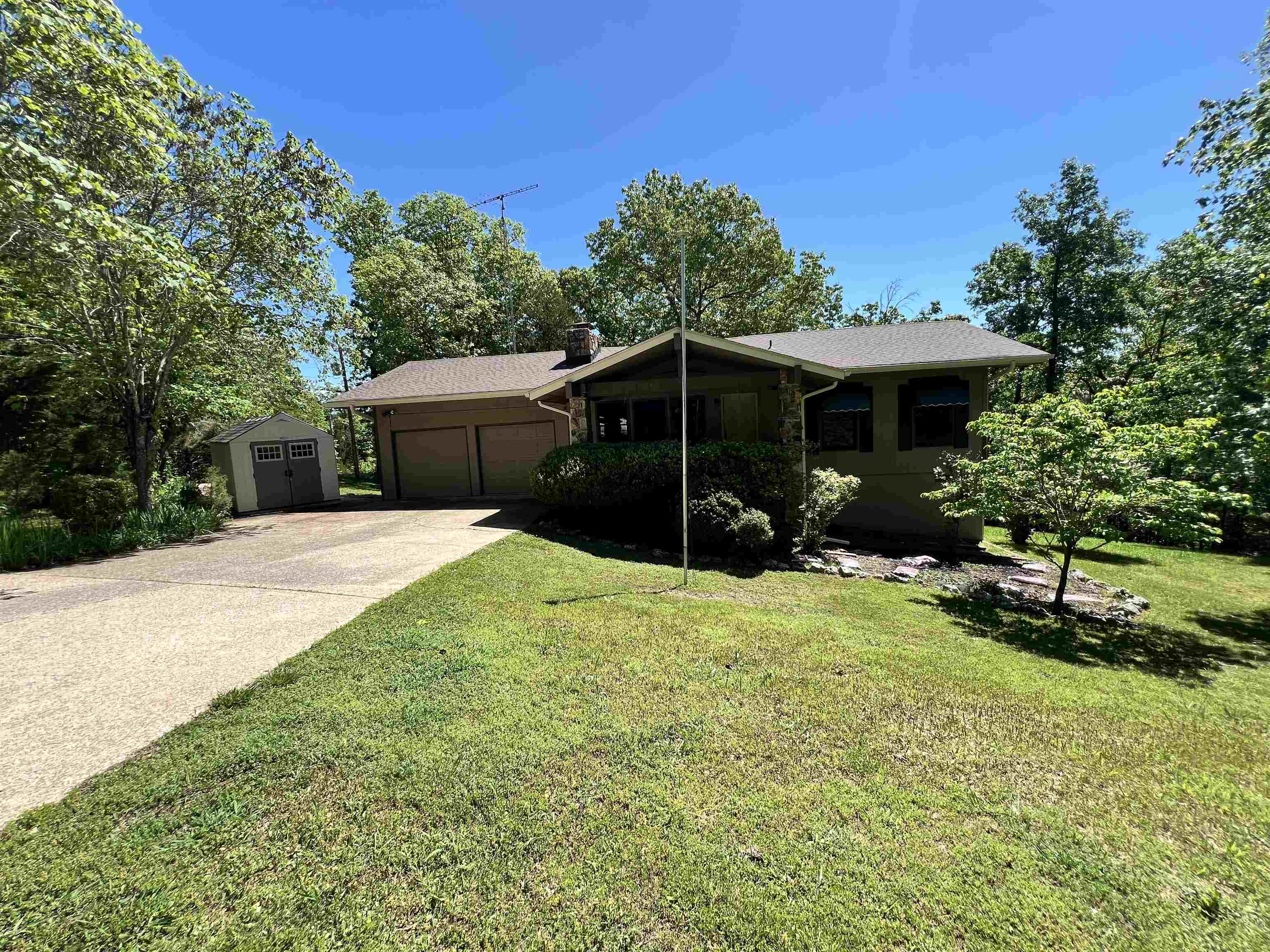 VEGAS FIRST - Residential