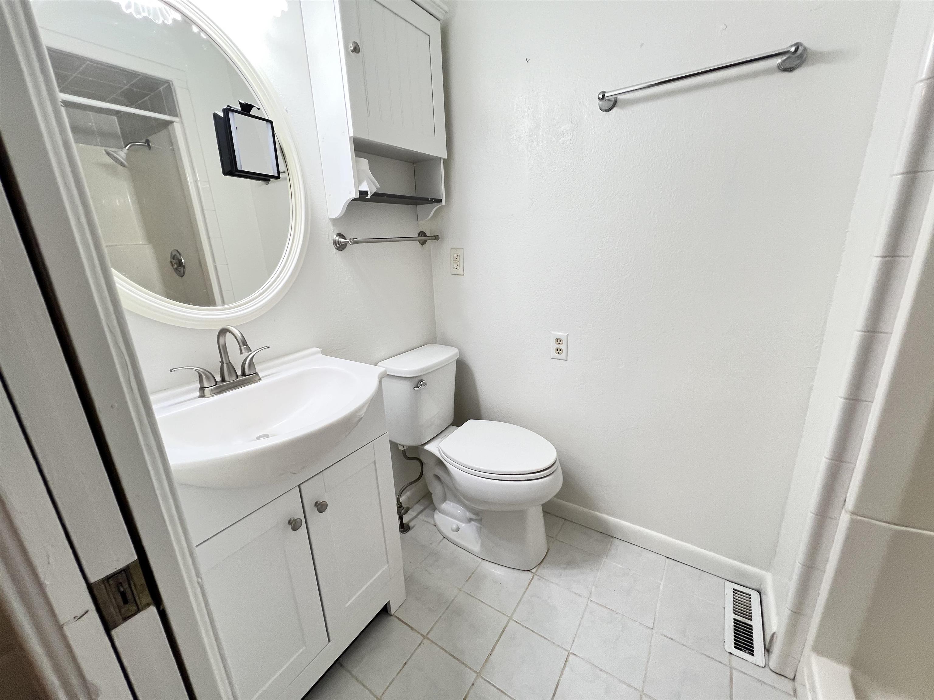 VEGAS FIRST - Residential