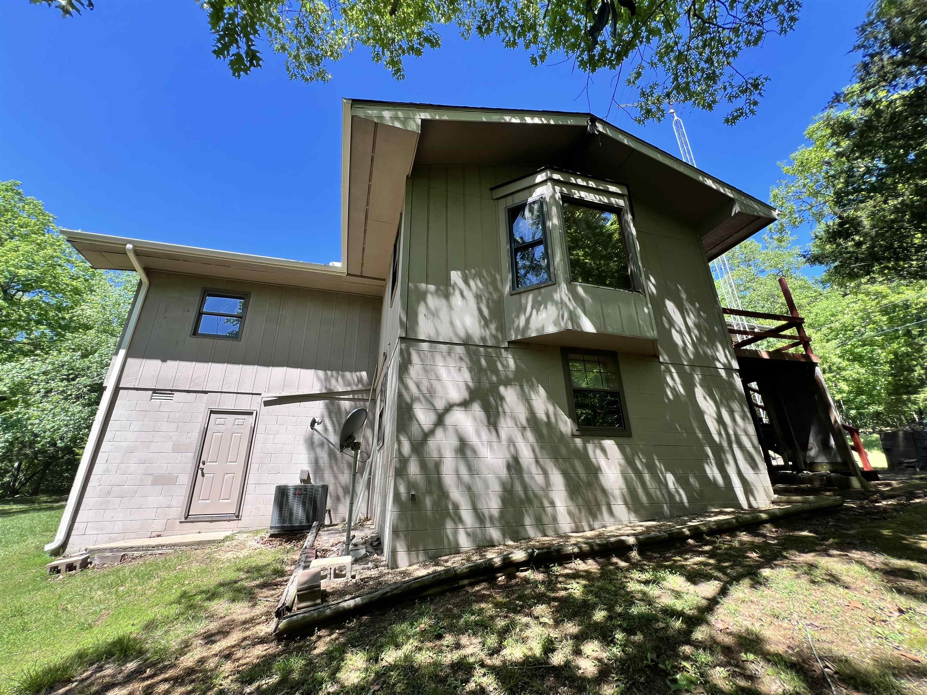 VEGAS FIRST - Residential