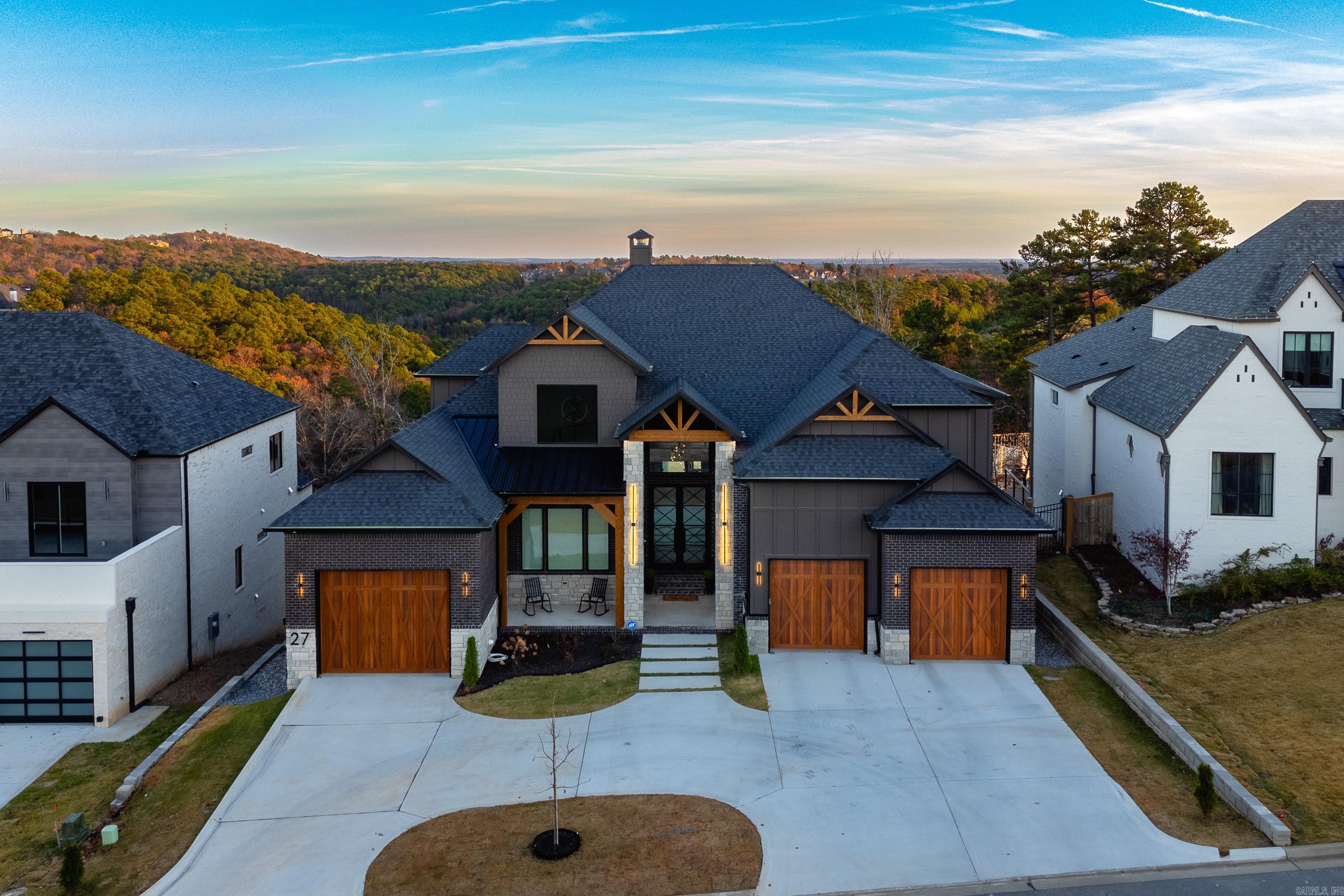 CHENAL VALLEY "FALSTONE COURT" - Residential