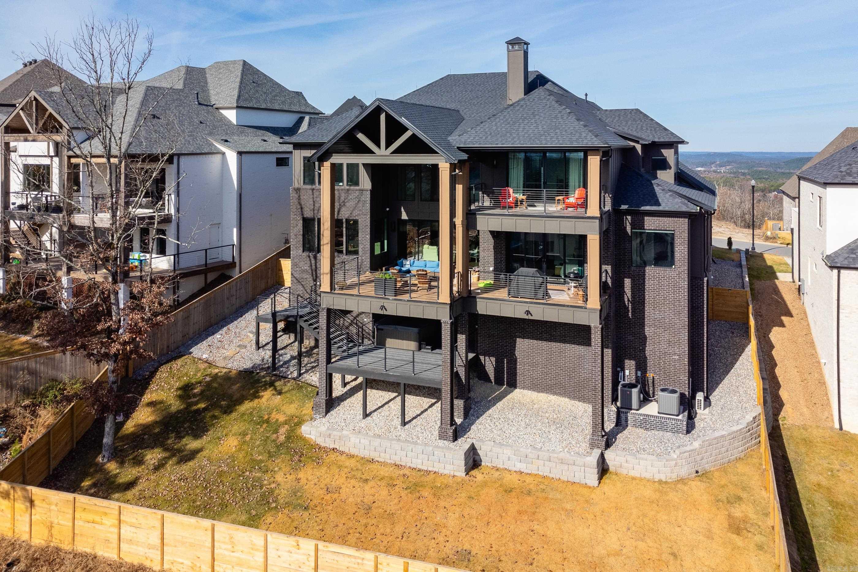 CHENAL VALLEY "FALSTONE COURT" - Residential