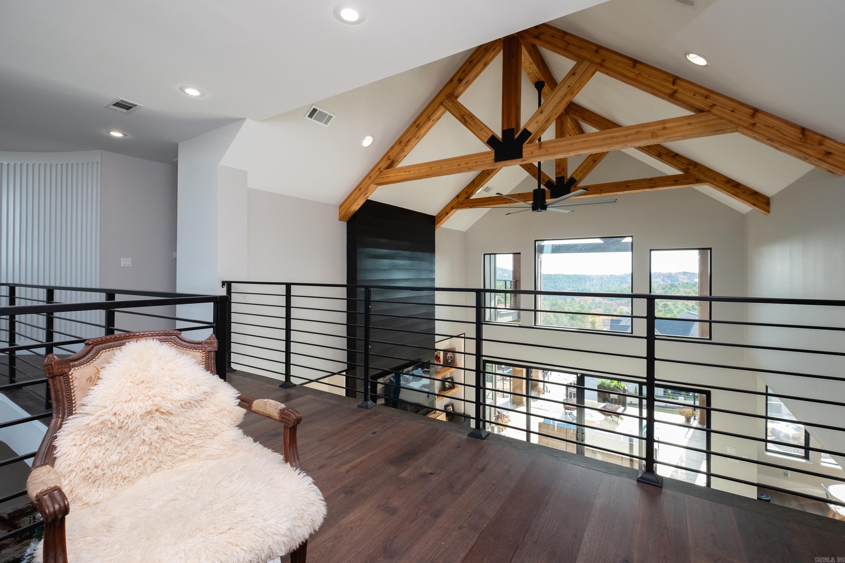 CHENAL VALLEY "FALSTONE COURT" - Residential