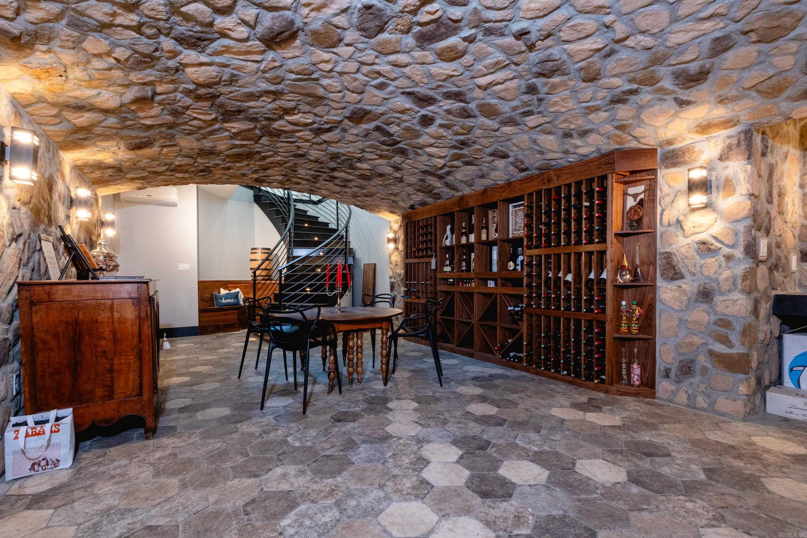 CHENAL VALLEY "FALSTONE COURT" - Residential