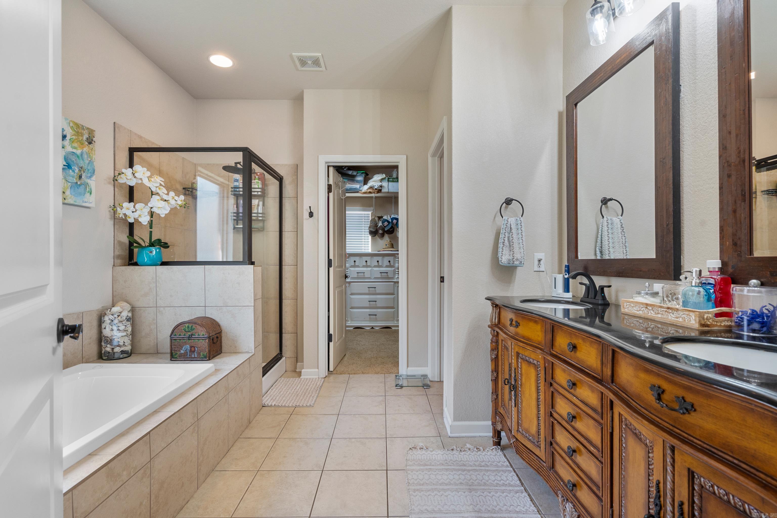 EAGLE ROCK - Residential