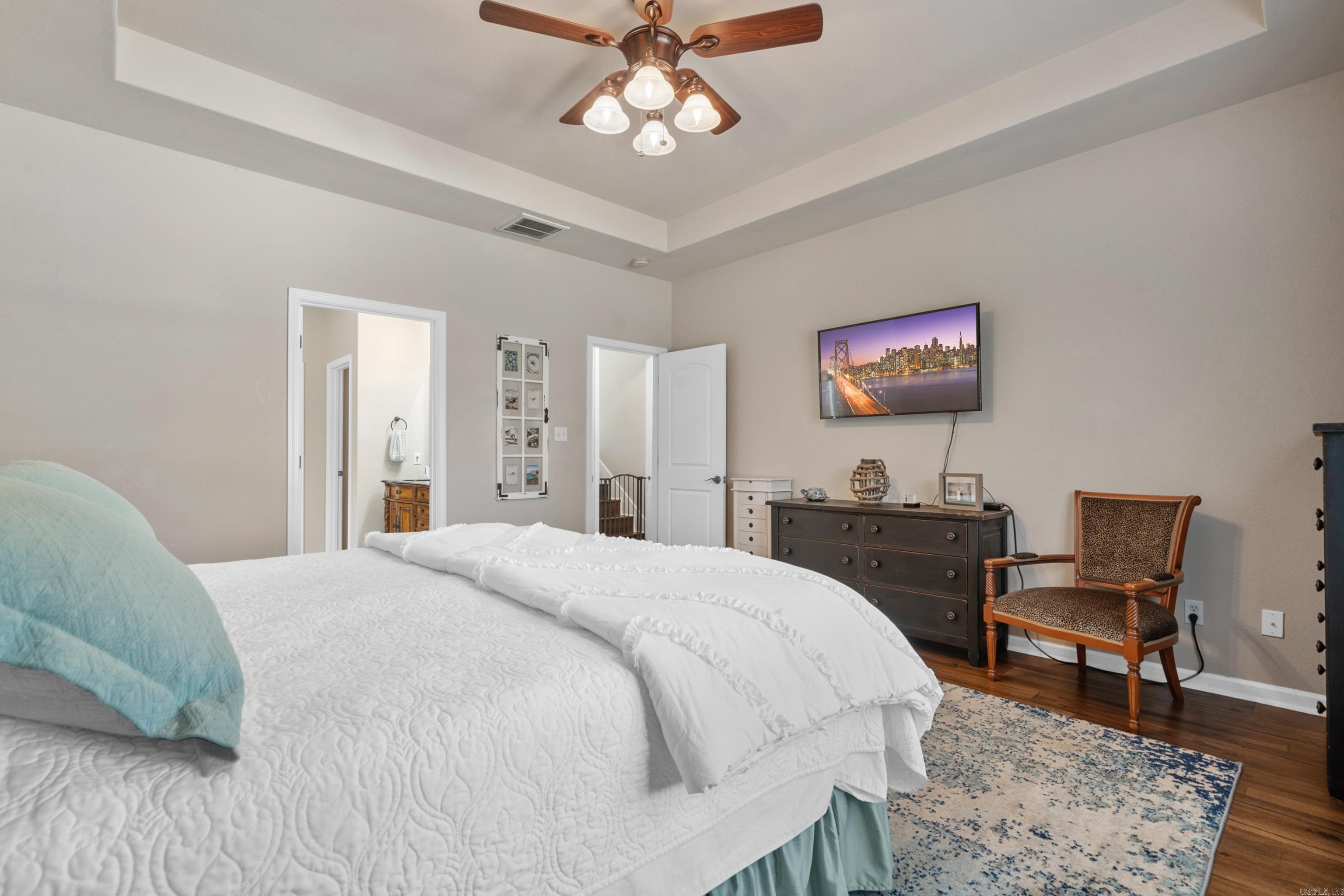 EAGLE ROCK - Residential