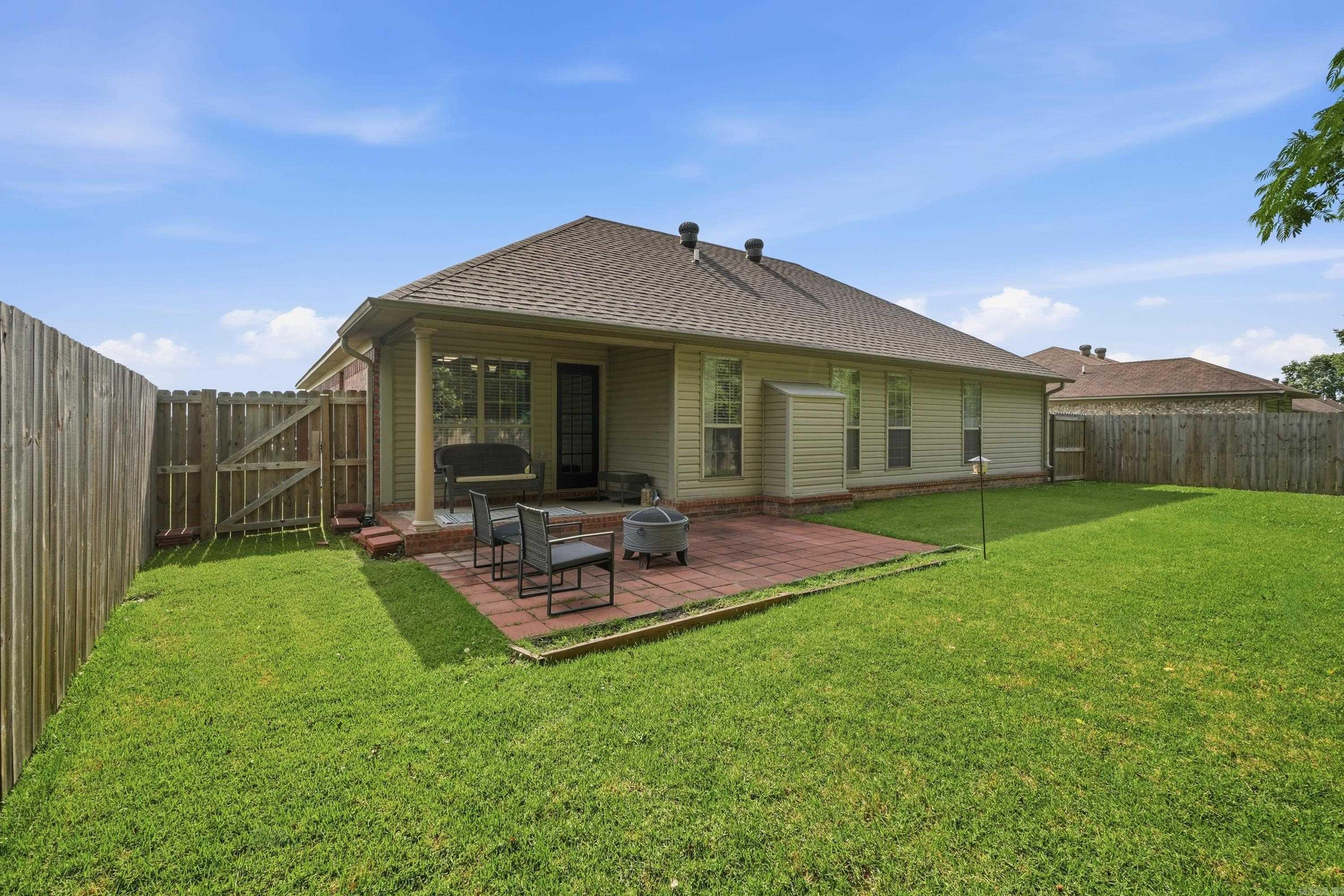 JEWELS ESTATES - Residential