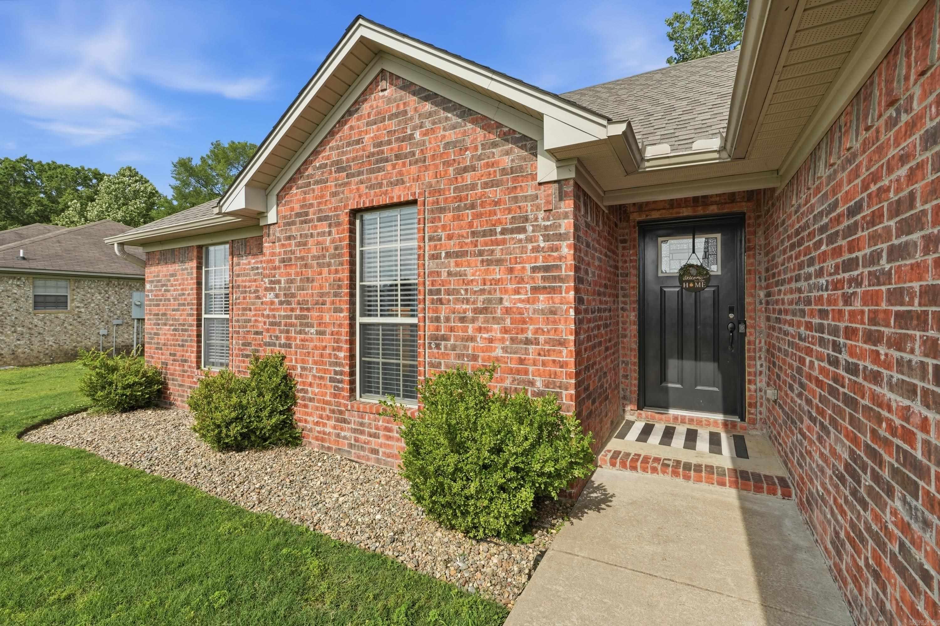 JEWELS ESTATES - Residential