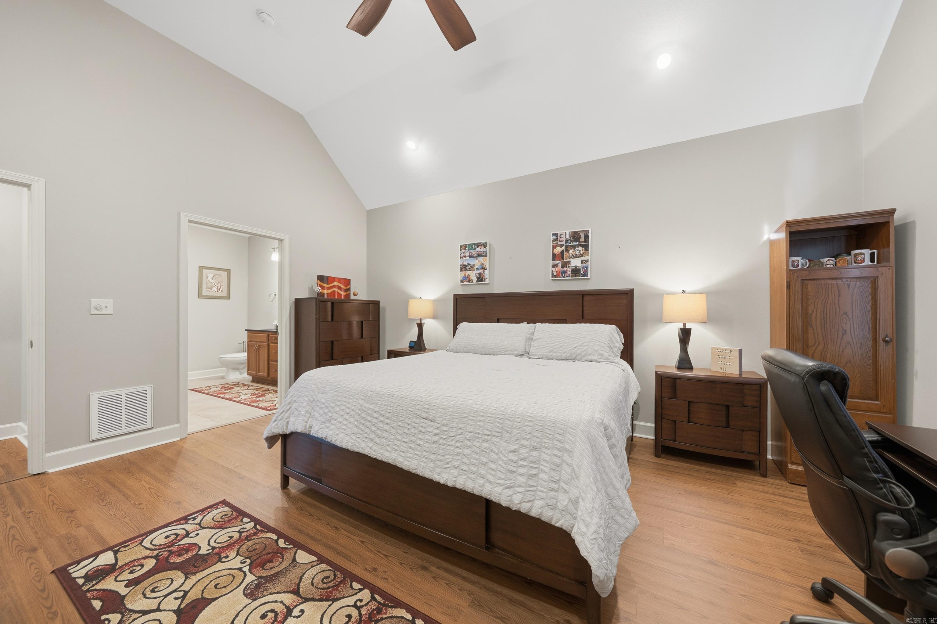 Legends - Residential