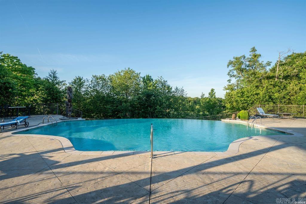 Legends - Residential