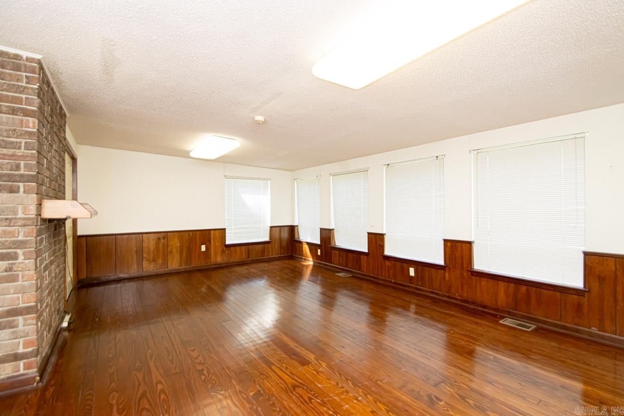 WALNUT VALLEY - Residential