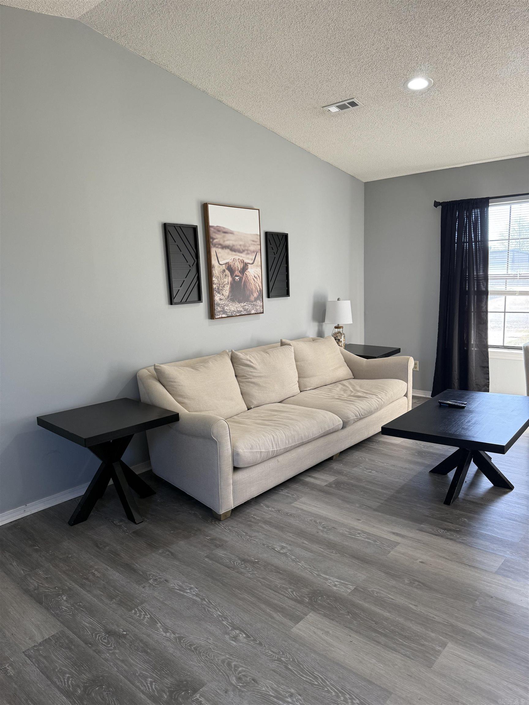 HARWOOD - Residential