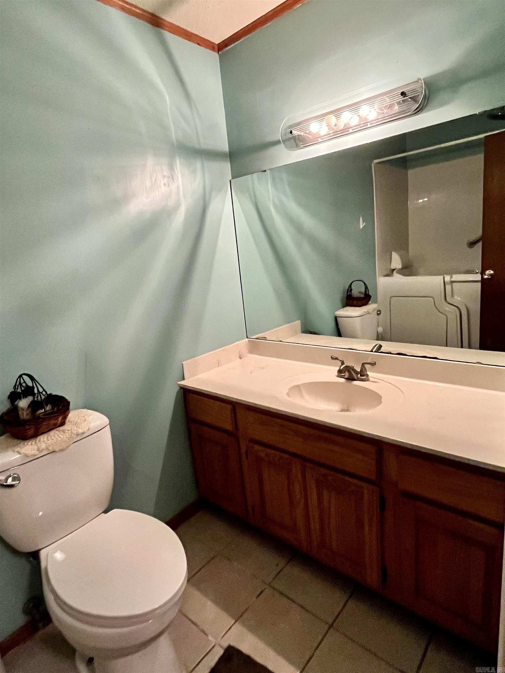 PEBBLE LAKE - Residential