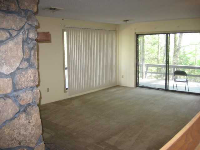 Lakevievv - Residential Lease