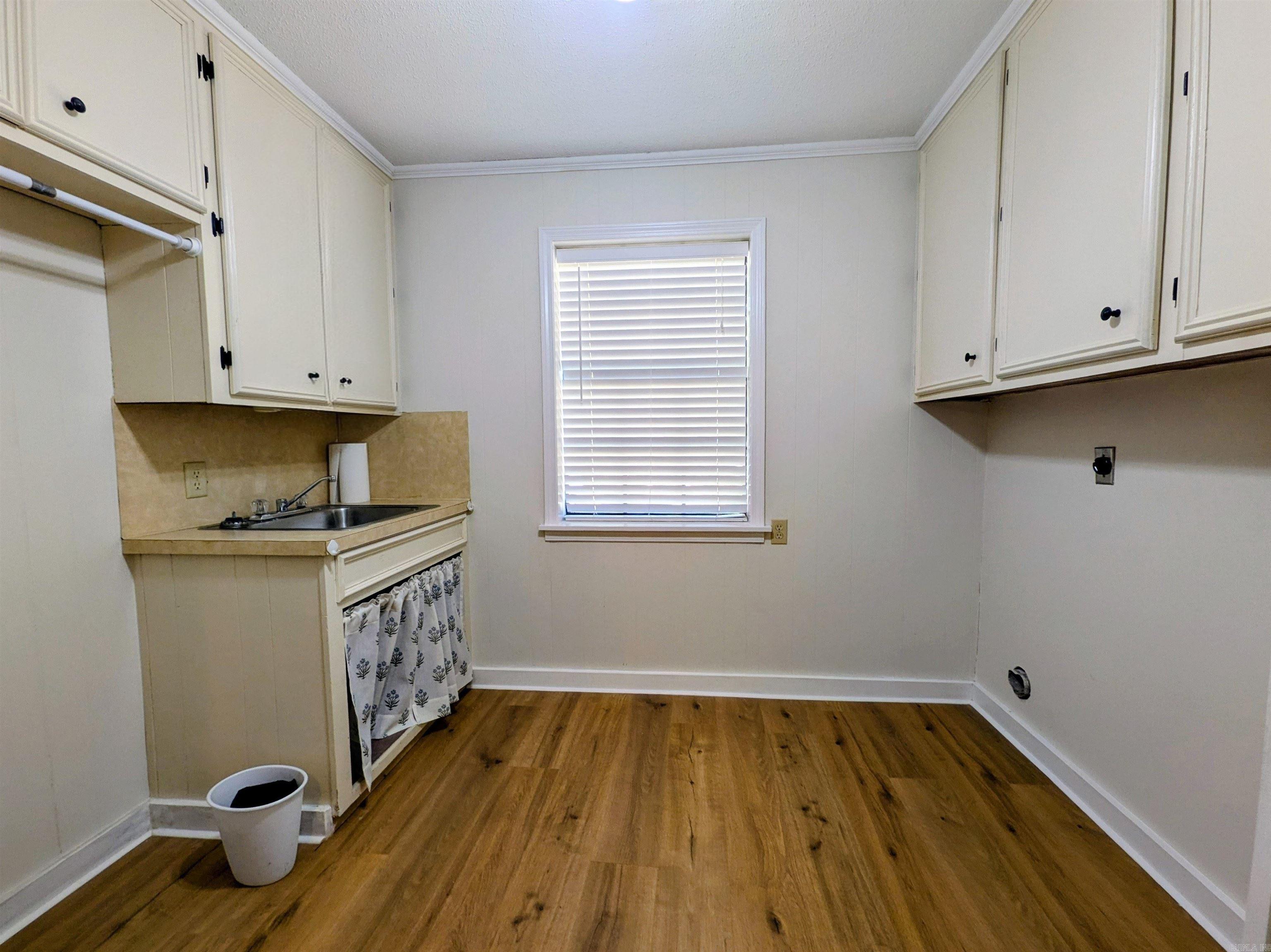 CHEROKEE HILLS 3 - Residential