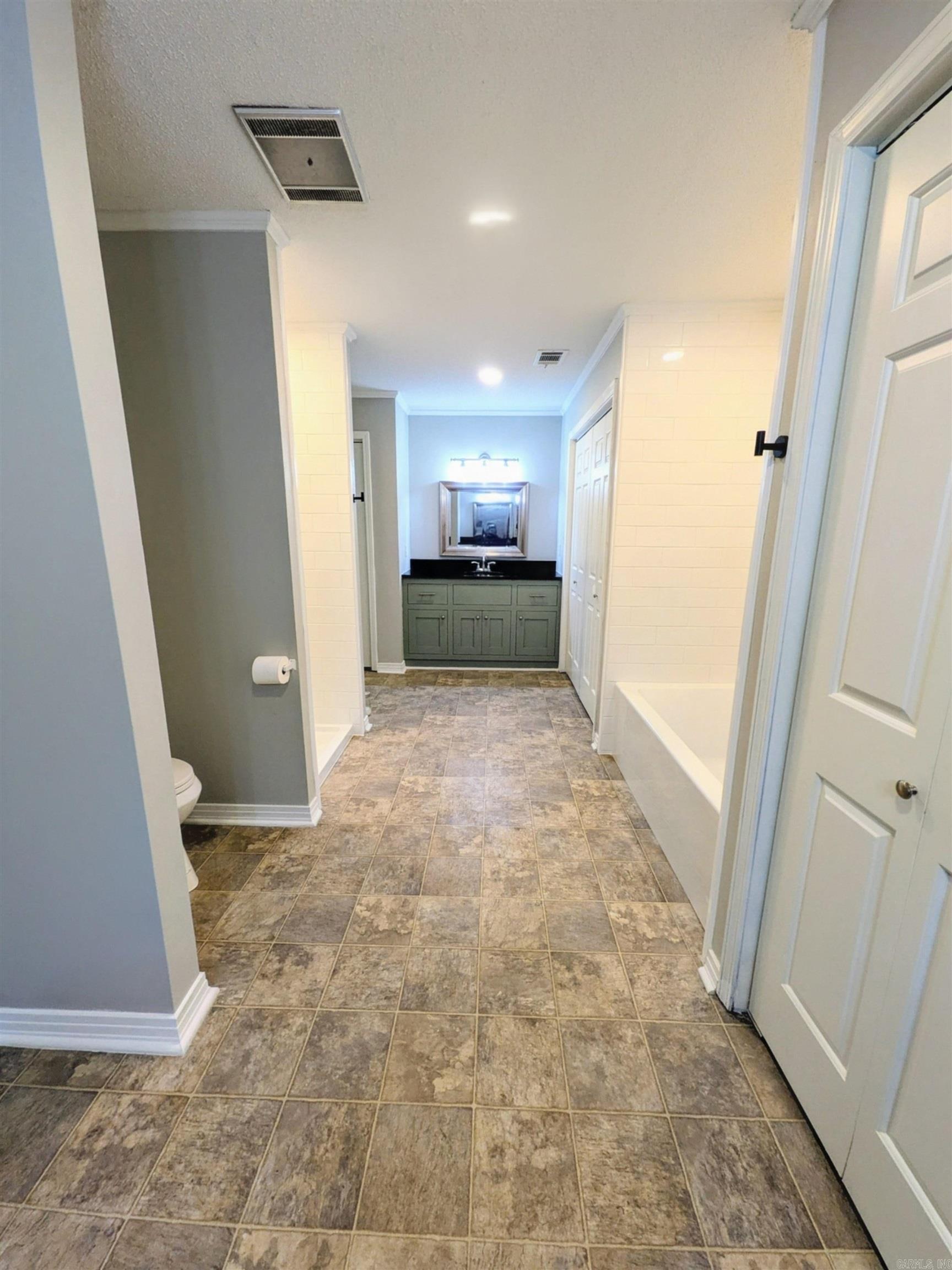 CHEROKEE HILLS 3 - Residential