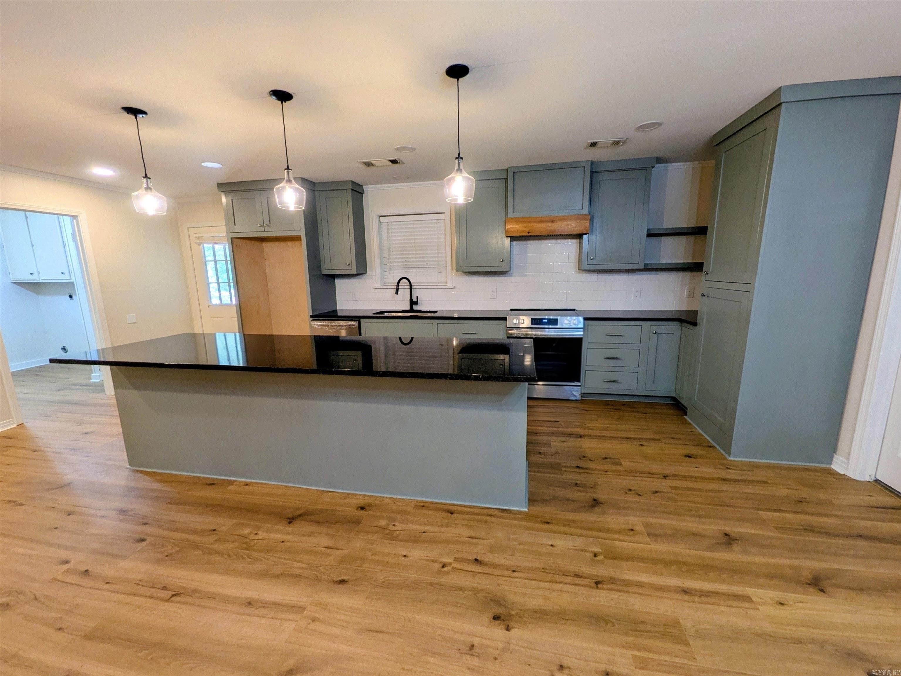 CHEROKEE HILLS 3 - Residential