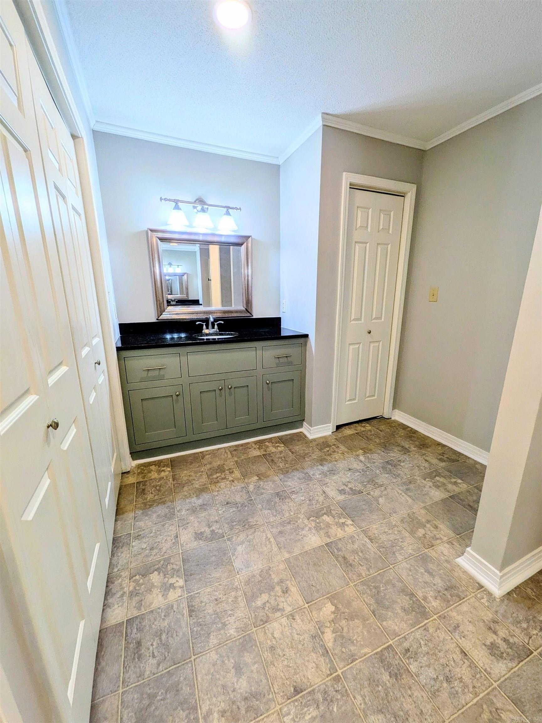 CHEROKEE HILLS 3 - Residential