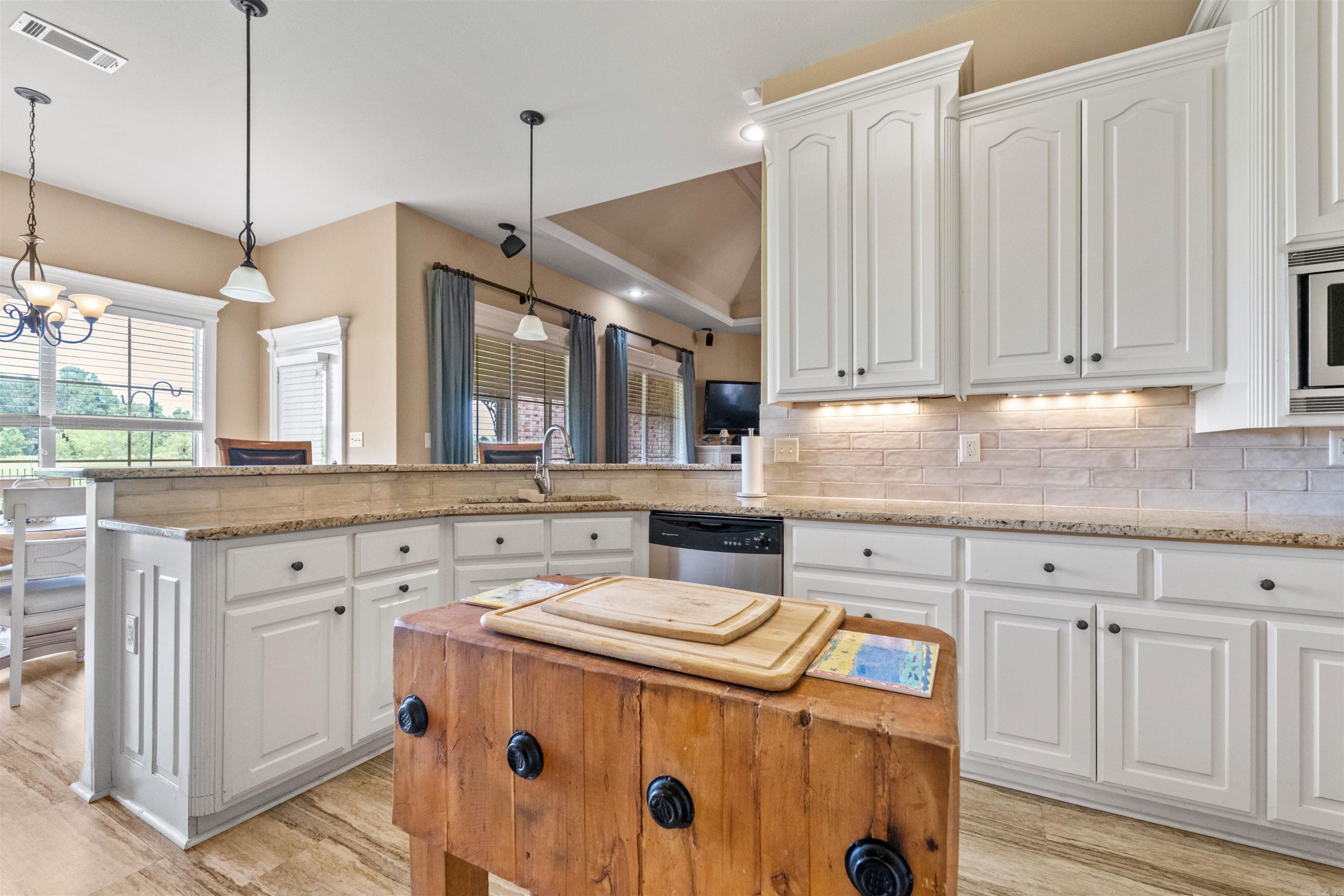 STONE LINKS ADDN - Residential