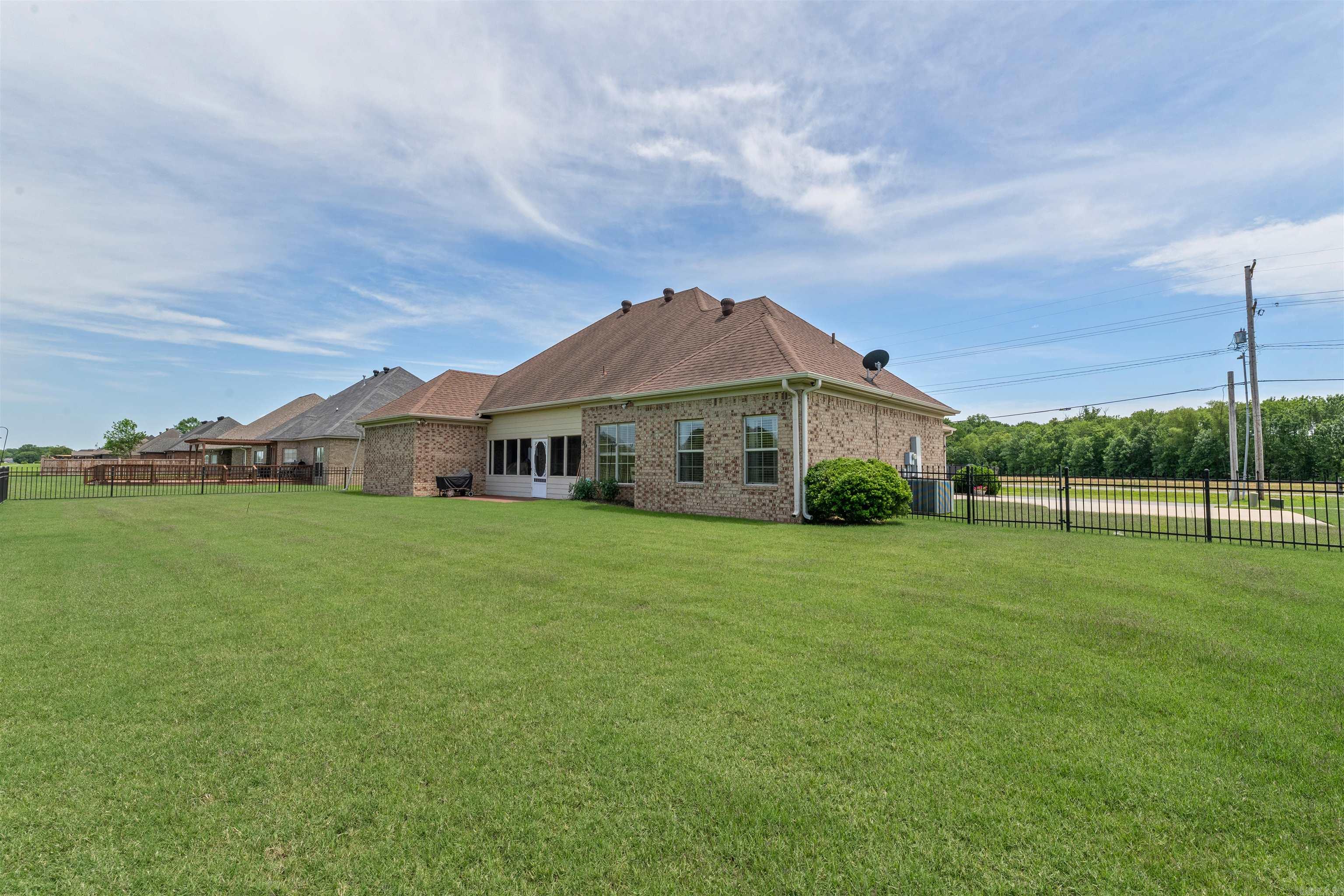 STONE LINKS ADDN - Residential