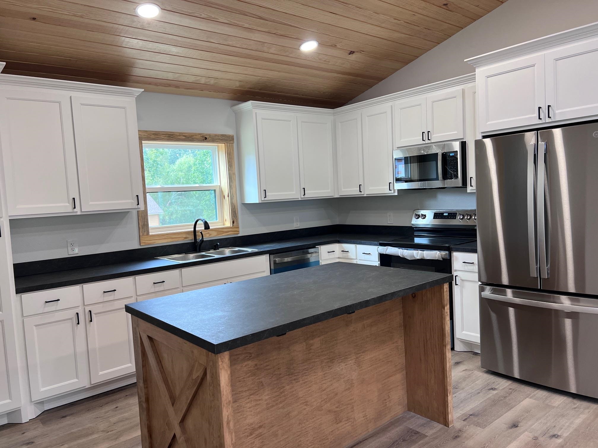 WHITEWATER ESTATES - Residential