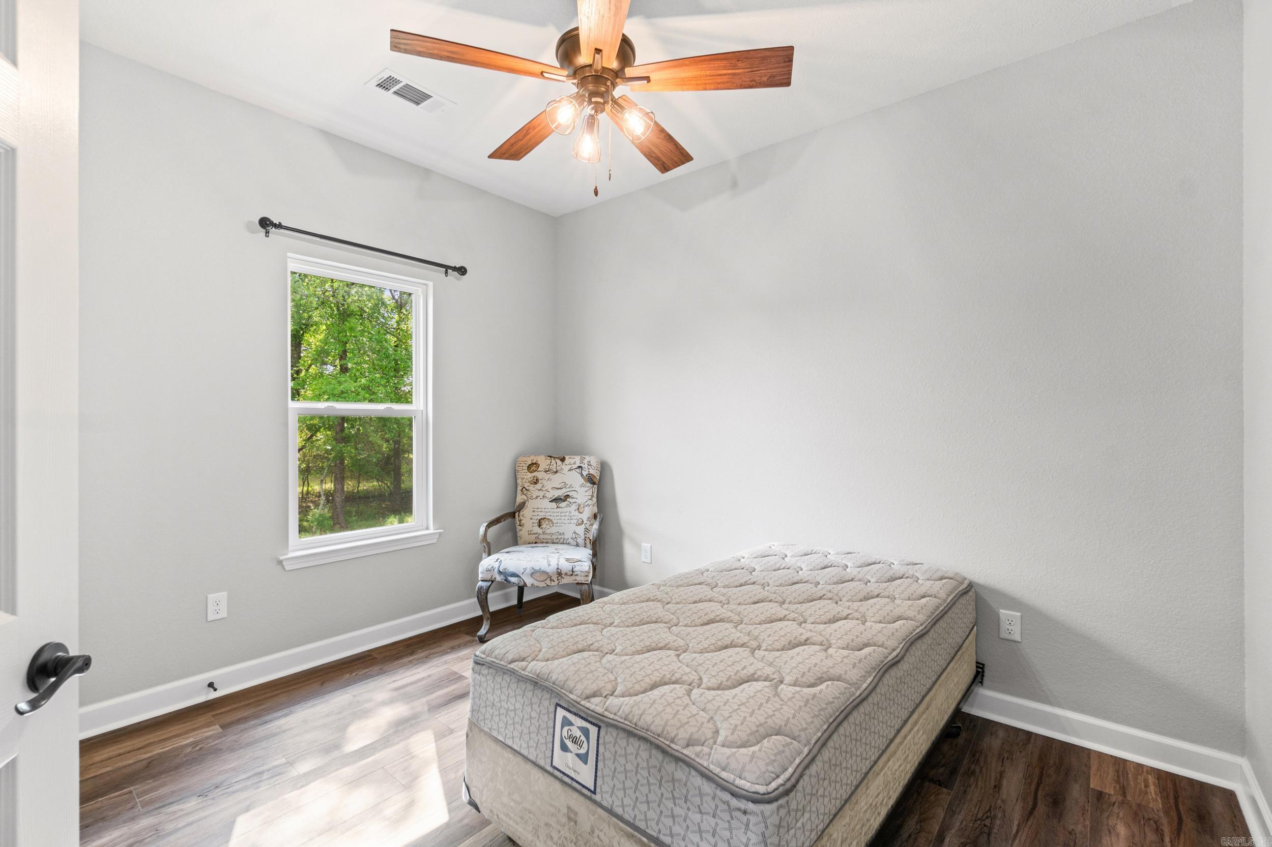 MARTHA'S FIELD - Residential