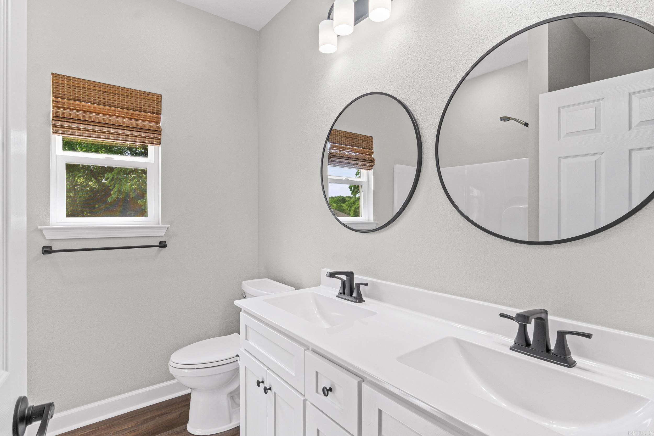 MARTHA'S FIELD - Residential