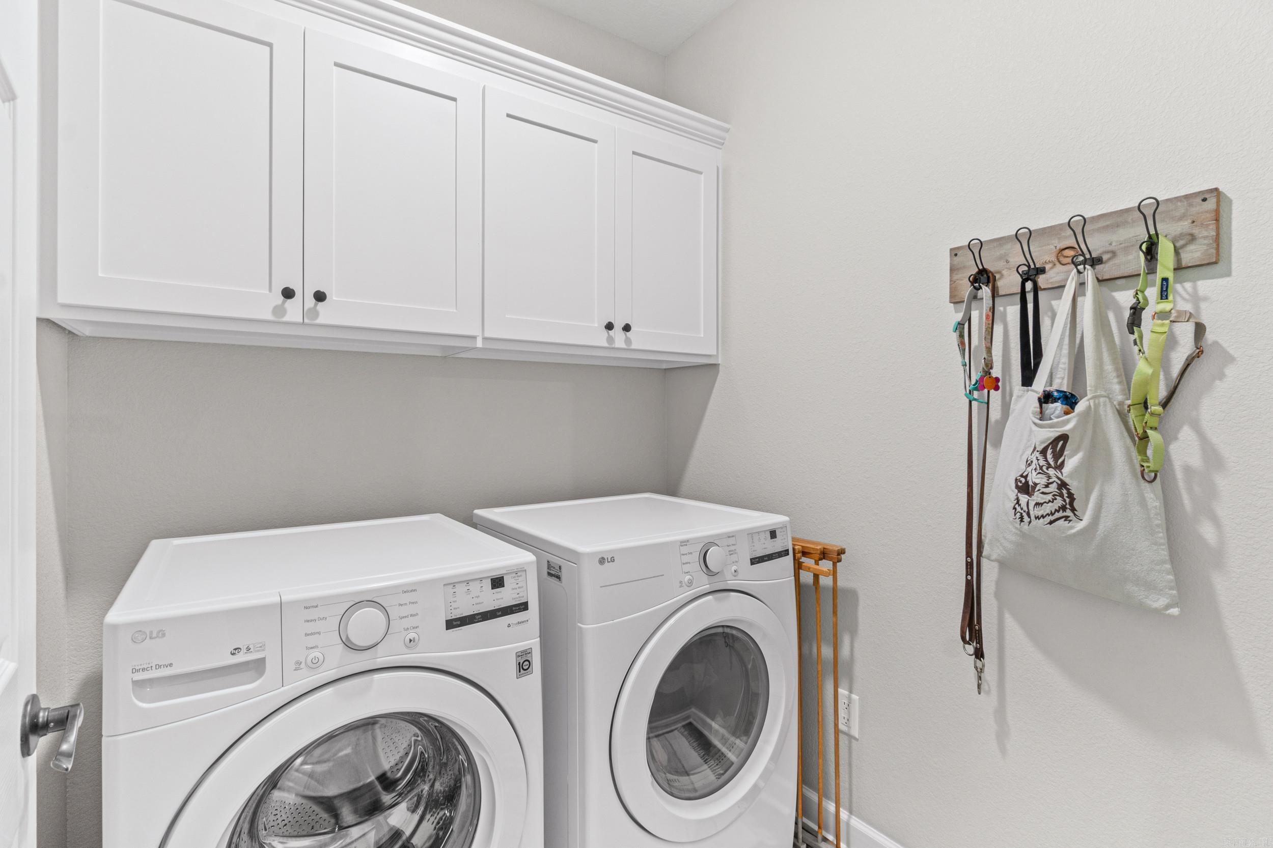 MARTHA'S FIELD - Residential