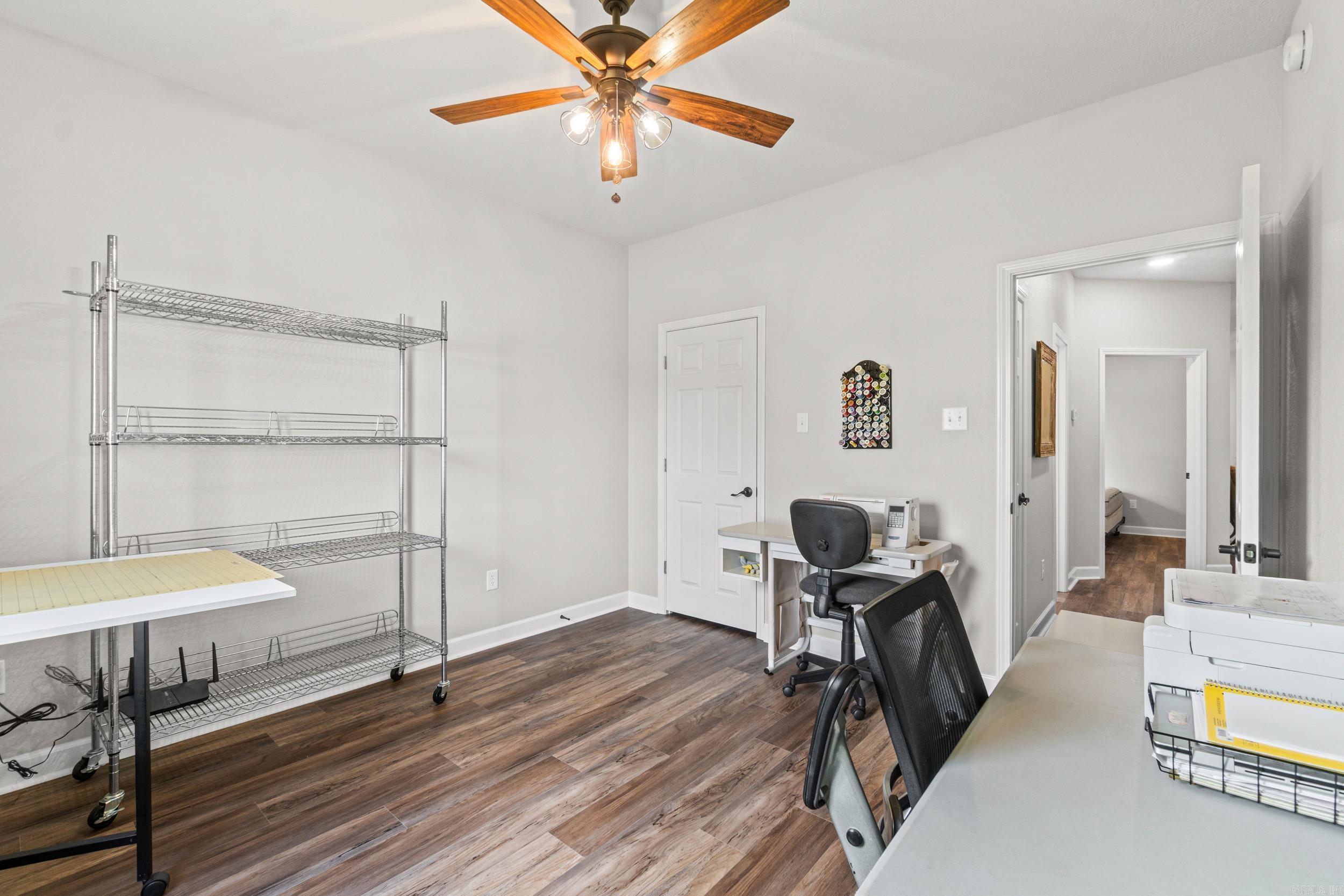 MARTHA'S FIELD - Residential