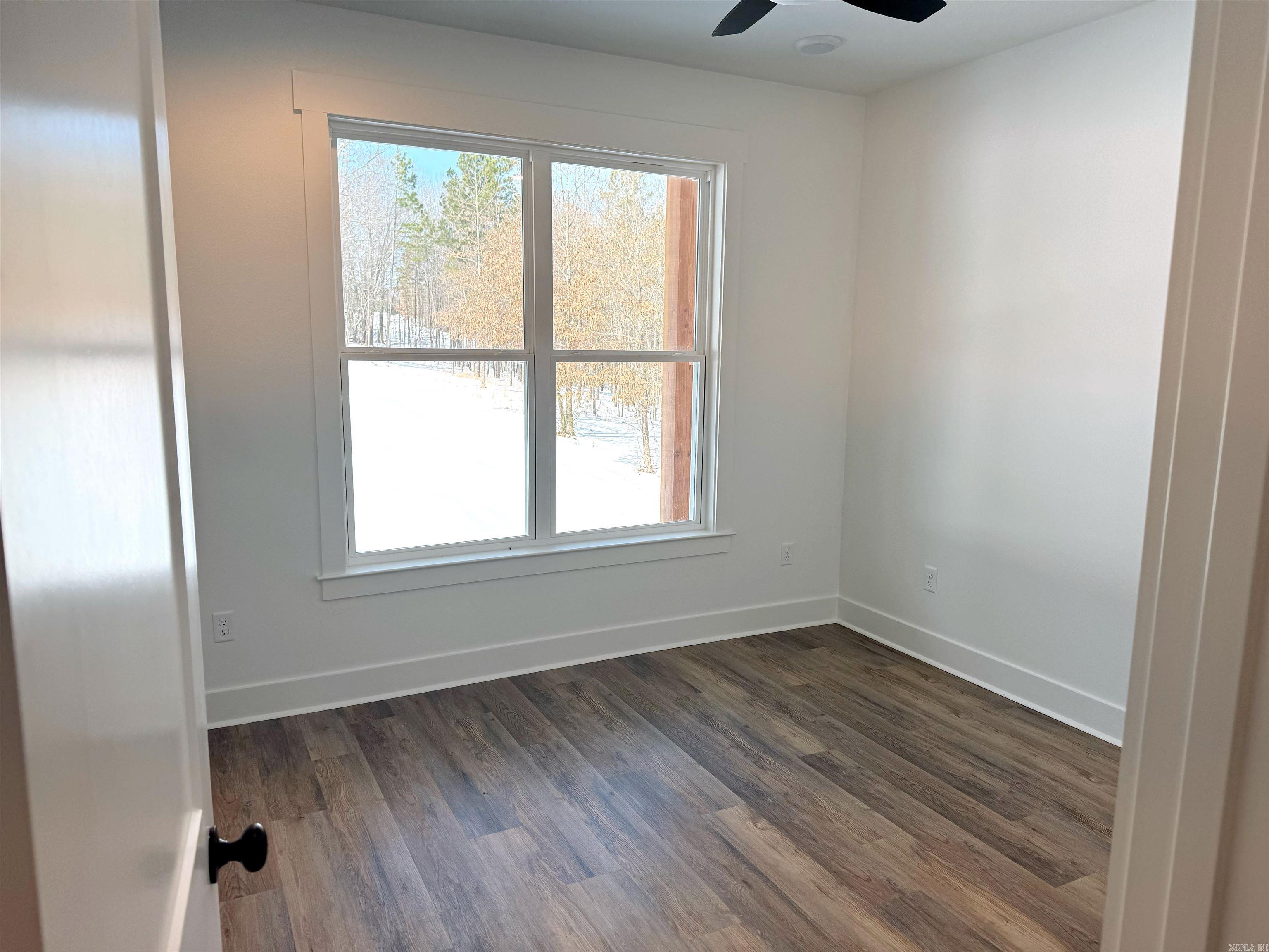 EAST WIND - Residential