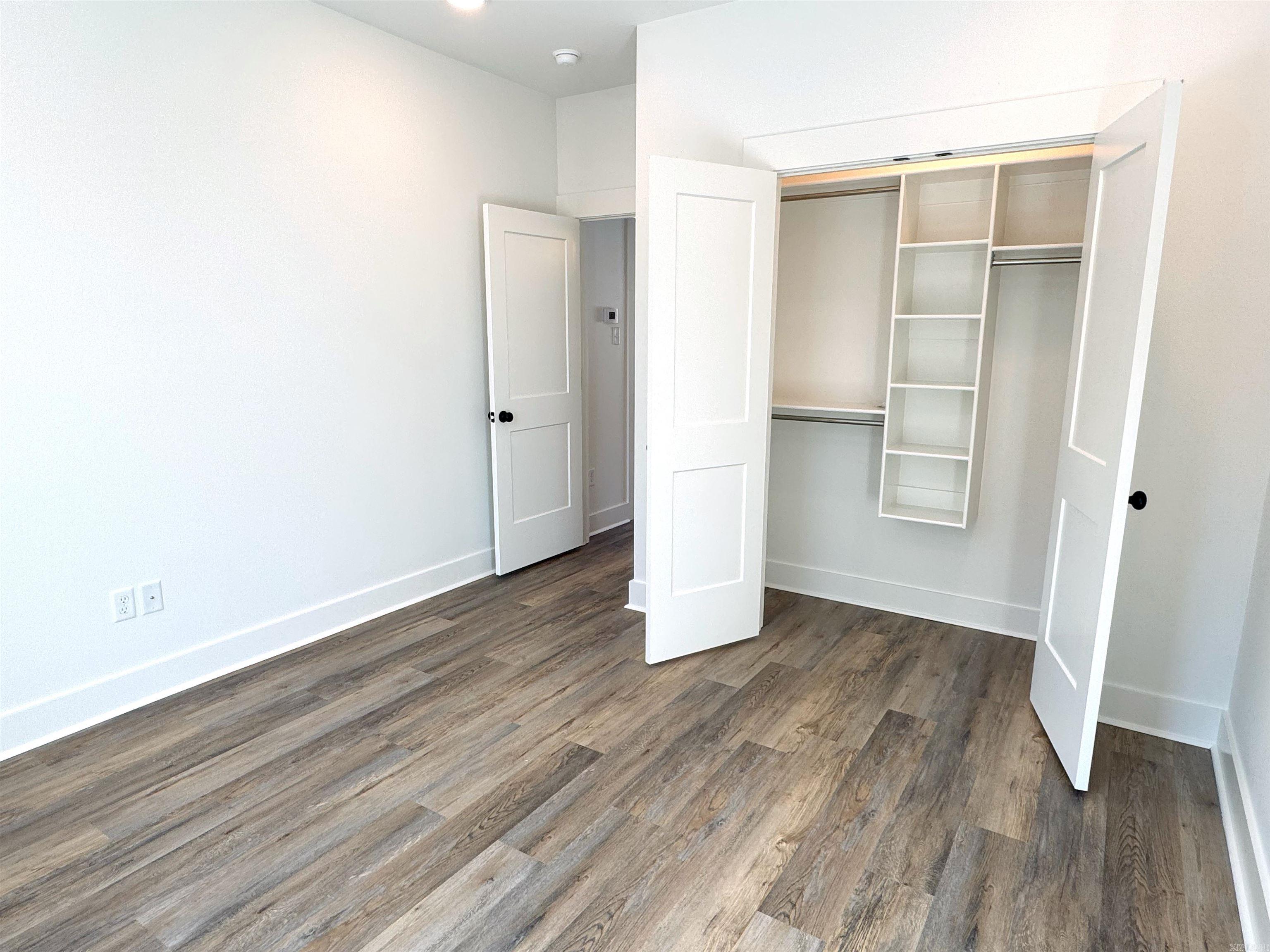 EAST WIND - Residential