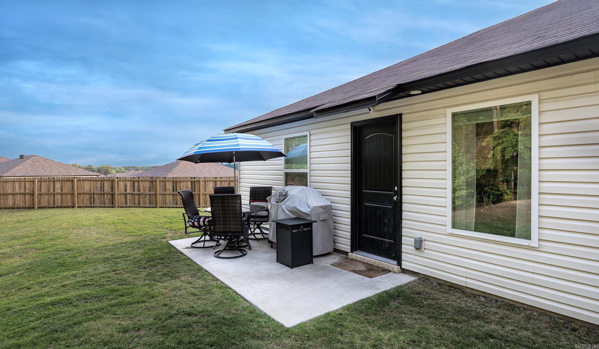 HILLDALE CROSSING - Residential