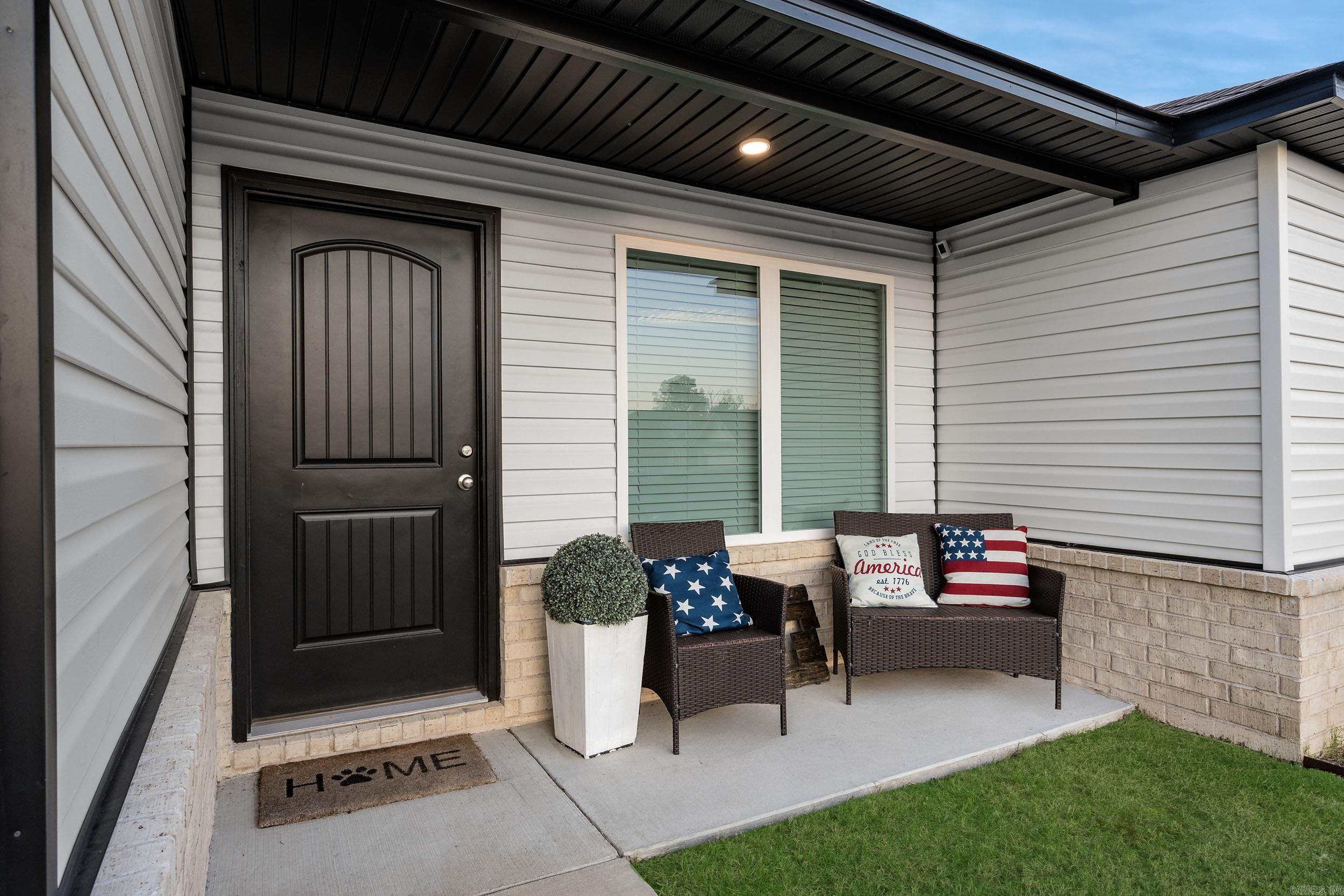 HILLDALE CROSSING - Residential