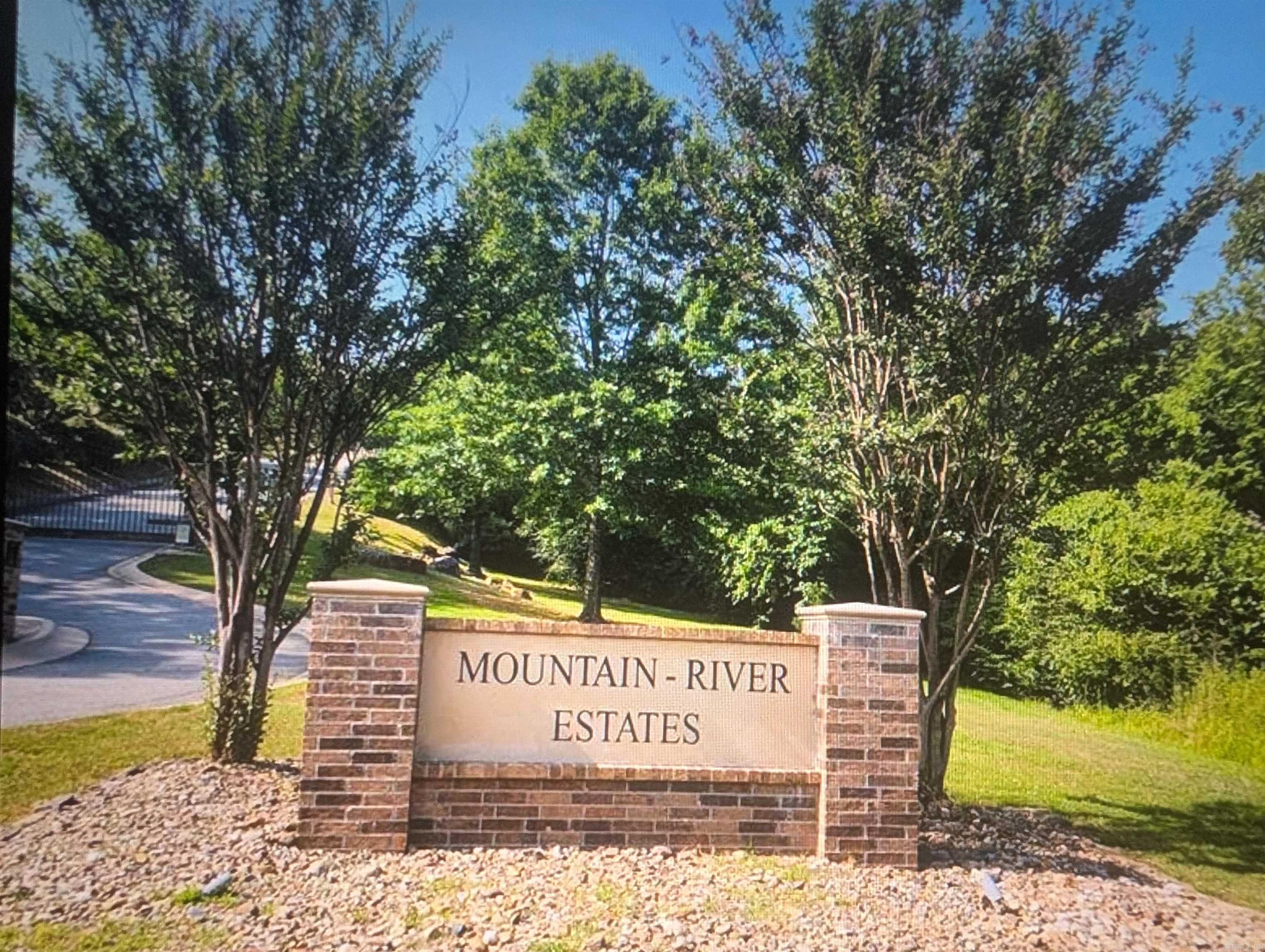 Mountain River Estates - Land