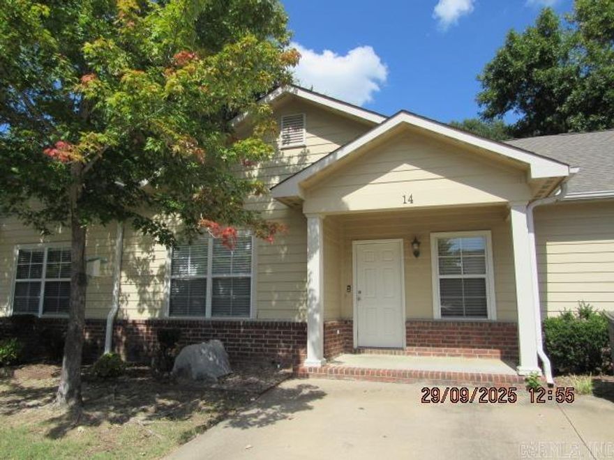 Well maintained 3-bedroom unit located in the highly sought after Stonegate! This unit is all electric and offers all kitchen appliances including refrigerator, washer & dryer, 2-inch blinds throughout, 9-foot ceilings, covered rear patio, stained concrete floors throughout, and more! No Pets Allowed! Close proximity to UCA! ***PLEASE NOTE WE DO NOT ADVERTISE ON CRAIGSLIST OR FACEBOOK MARKETPLACE. ANY LISTING OF OURS SEEN IS A SCAM!!!***
