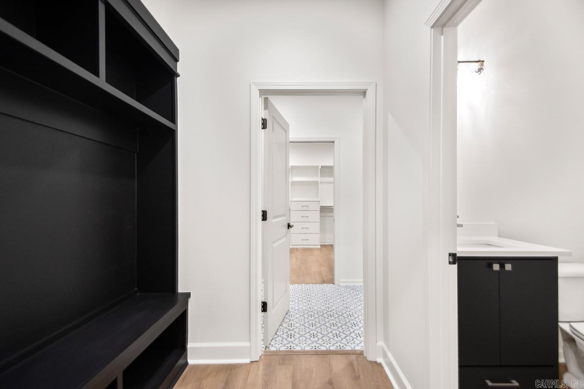 WINCHESTER ESTATES - Residential