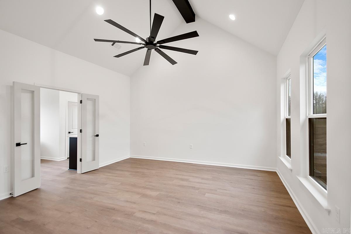 WINCHESTER ESTATES - Residential