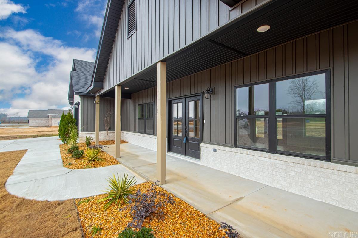 WINCHESTER ESTATES - Residential